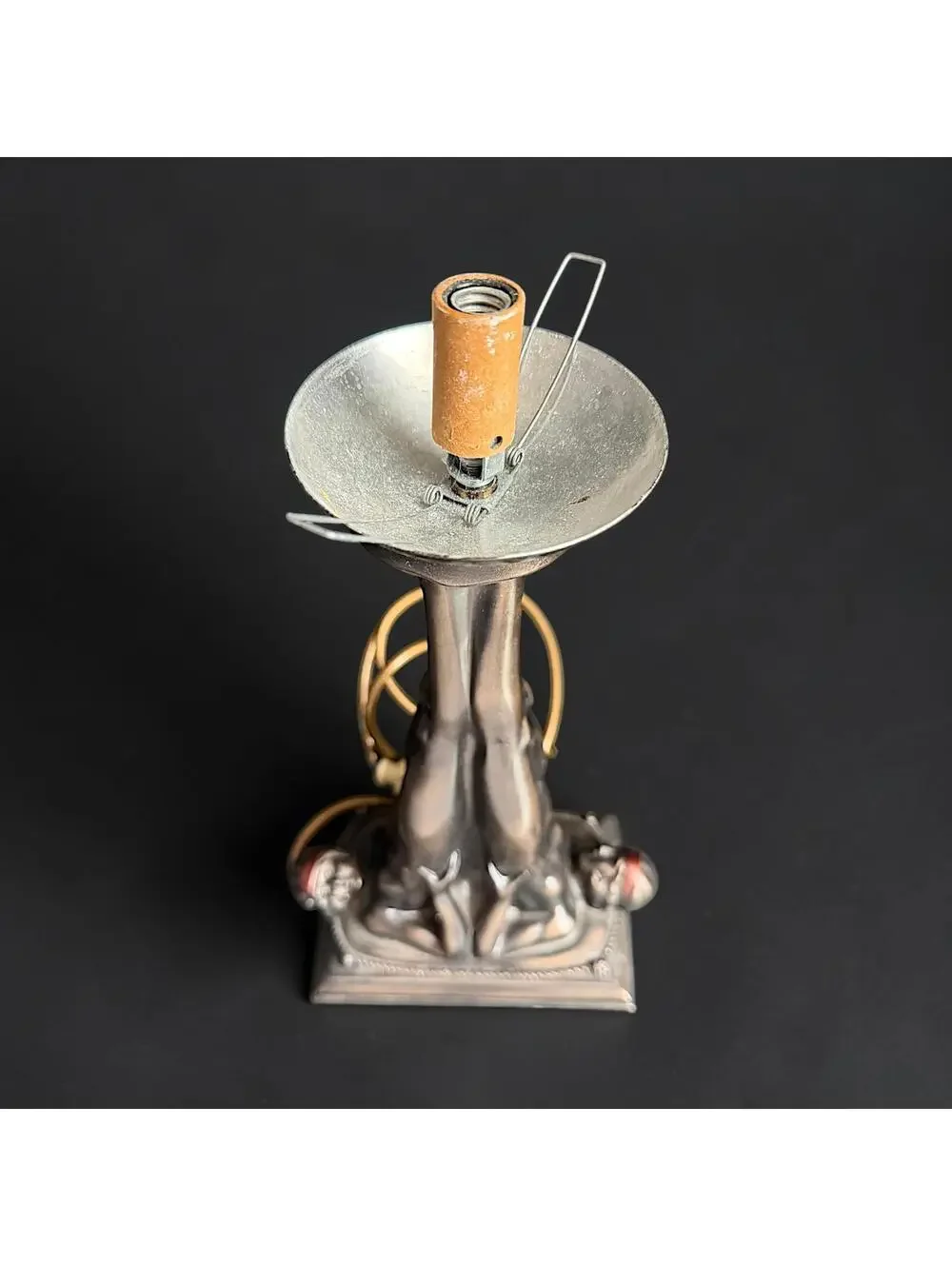 Vintage Art Deco Style Nude Lady Leg Figural Table Lamp Hollywood Regency - 15